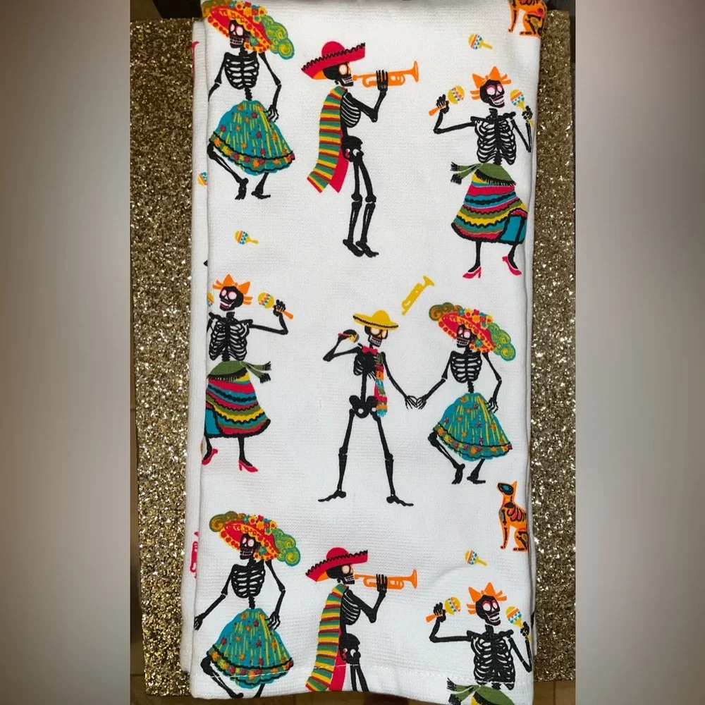 NWOT! Cynthia Rowley Halloween/Dia De Los Muertos Cotton Towel Set 18”x28”🎃